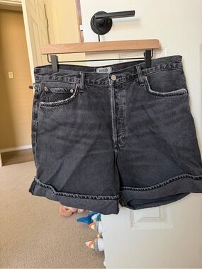 AGOLDE dame shorts size 32 EUC faded black 100% cotton denim shorts summer Fall